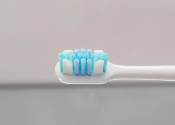 電動牙刷的刷頭如何消毒？電動牙刷頭消毒靠譜的方式介紹