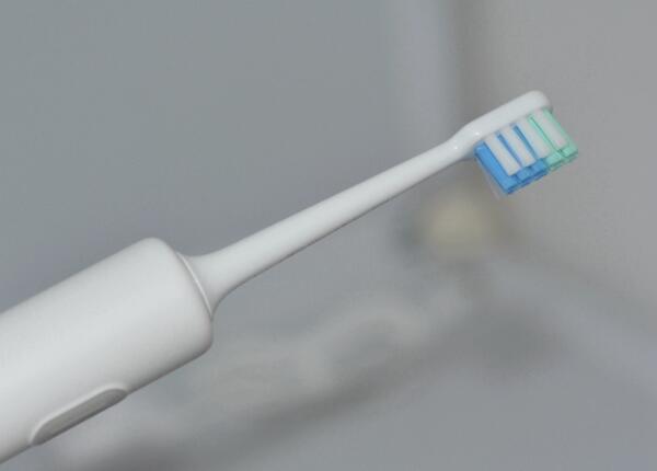 電動(dòng)牙刷要用牙膏嗎？電動(dòng)牙刷使用常識(shí)科普