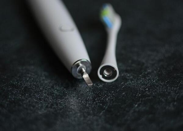 怎么樣使用小米電動牙刷？小米電動牙刷使用正確方法分享
