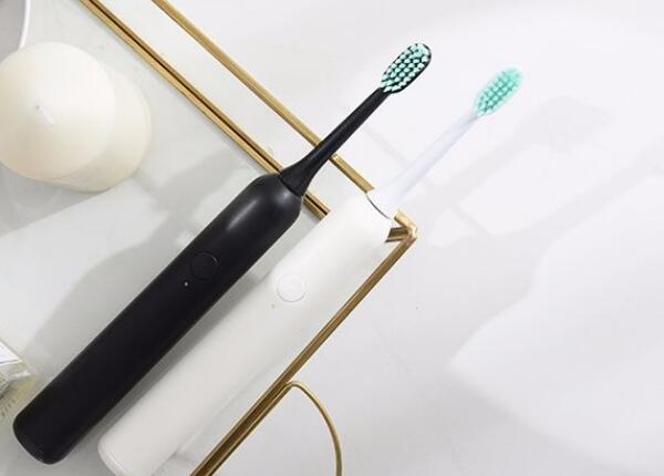 硅膠磁懸浮電動(dòng)牙刷好用嗎？這款電動(dòng)牙刷煥發(fā)你潔白笑容